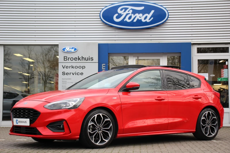 Ford Focus 1.0EB ST-LINE AUTOMAAT | PANODAK | CAMERA | HEAD-UP | DEALER ONDERHOUDEN! | STOELVERWARMING | ADAPTIVE CRUISE | B&O AUDIO | LED