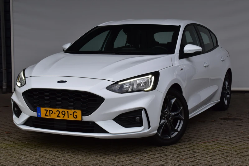 Ford Focus 1.0 EcoBoost ST Line Business | Navigatie | Climate control | Parkeersensoren |