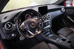 Mercedes-Benz A-Klasse 180 Business Solution AMG | Sportstoelen | LED | Camera | Keyless | Navi | PDC V+A | Stoelverwarming