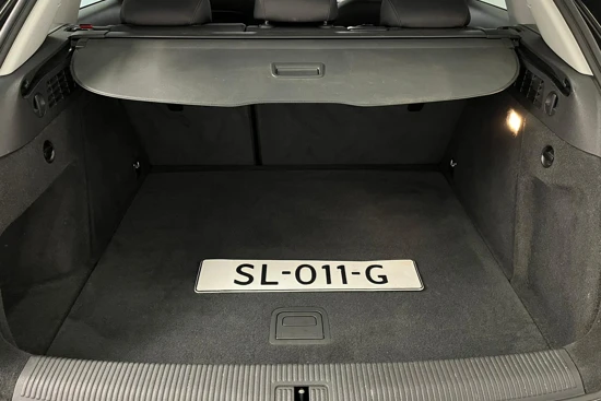 Audi Q3 1.4 TFSI Design Pro Line Plus | Trekhaak | Climatronic | Stoelverwarming | Getint glas |