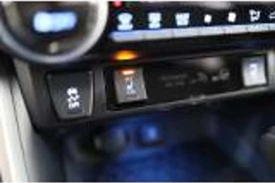 Toyota RAV4 2.5 Hybrid AWD Executive | 1650kg Trekgewicht | Leder | Elektr Stoel + mem | Adaptive Cruise | Elektr Achterklep | Stoel-/stuurw
