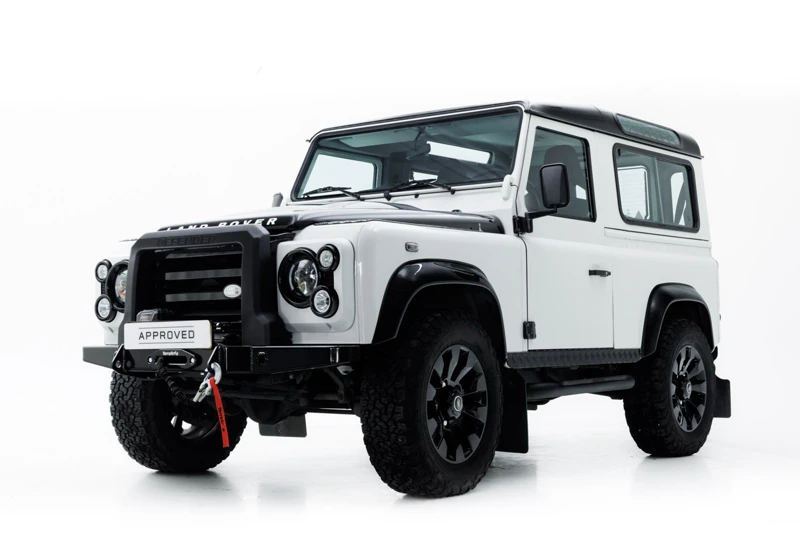 Land Rover Defender 2.4 D STW. 90