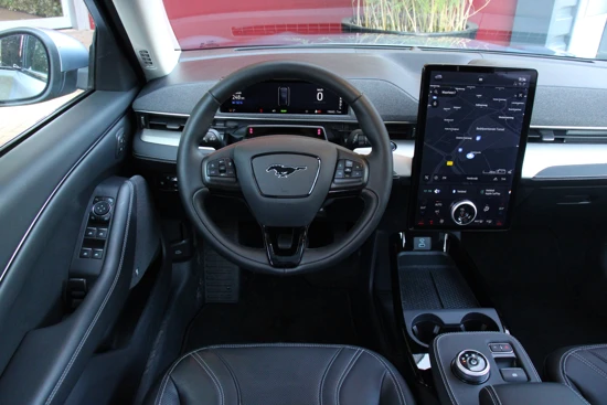 Ford Mustang Mach-E 75kWh RWD | Panoramadak | 360 Camera | B&O audio | Adaptive Cruise | BLIS | Stuurverwarming