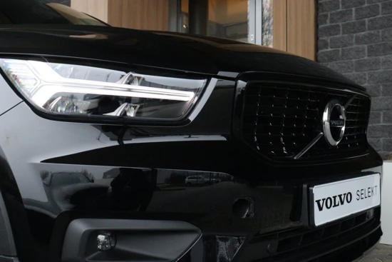 Volvo XC40 T4 Recharge R-Design | Keyless | Elektrische Klep | Standkachel | Cruise Control | Volvo On Call met Mobiele App | DAB | Climate
