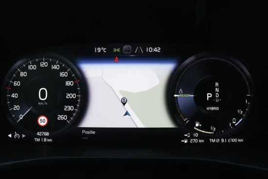 Volvo XC40 T4 Recharge R-Design Expression | Stoel en stuurwielverwarming | Keyless | Elektrisch Bedienbare Achterklep | Navigatie | Apple