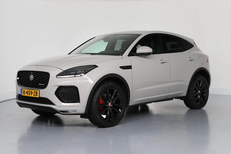 Jaguar E-Pace P300e AWD R-Dynamic HSE | Panorama dak | 360 Camera | Elektr stoelen + mem | Adaptive Cruise | Led | Keyless | Stoelverwarming |