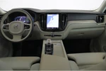 Volvo XC60 B4 200PK Inscription | Trekhaak actie! | Camera | Apple Carpl | Leder | Draadloos telefoon laden | Memory stoel