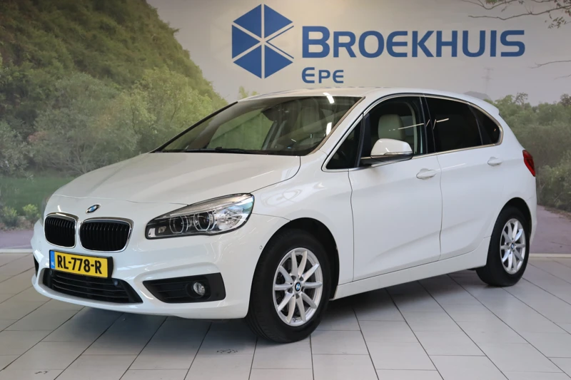 BMW 2 Serie Active Tourer 218i High Executive | LED | Memory Zetels | Trekhaak | Leder | HUD | Dealer OH | Navi-Prof | PDC V+A | Clima