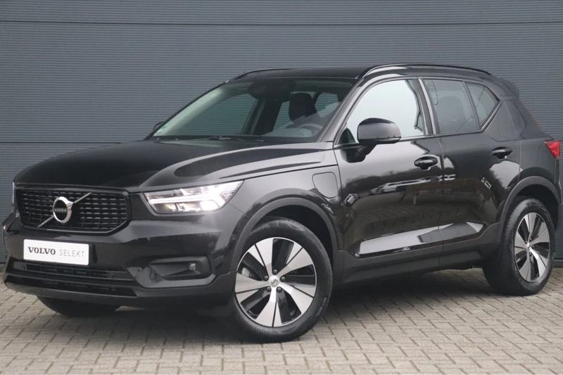 Volvo XC40 T4 Recharge R-Design | Apple Carplay | Keyless Entry | Standkachel |