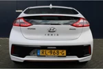 Hyundai IONIQ EV 120pk Comfort Automaat | € 2.000,- Subsidie | Led | Climate | Camera | Keyless | Navigatie | 16" Lichtmetaal | Parkeersensore