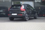 Volvo XC40 B4 R-Design | Adaptive Cruise | Camera | Keyless | Leder-Alcantara | Volvo On Call | Stoelverwarming | Handsfree Achterklep | Ap