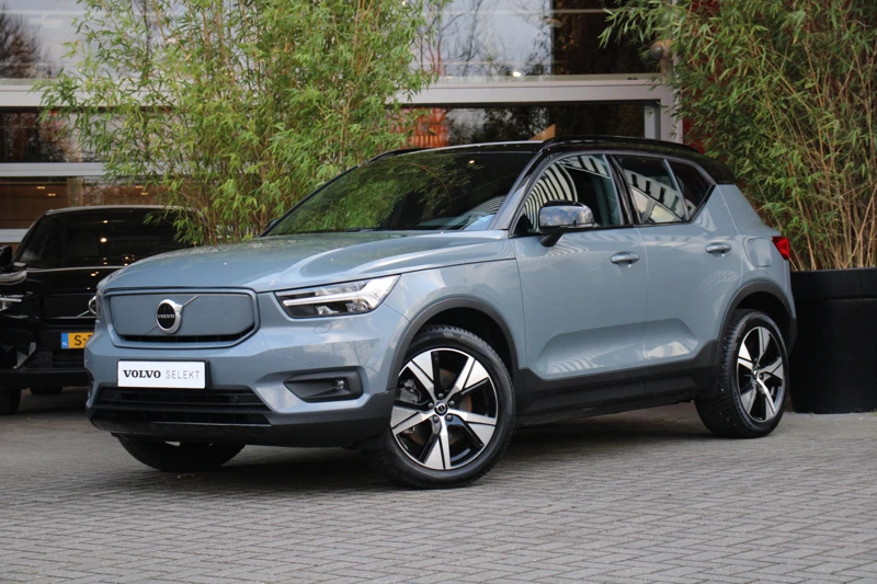 Volvo XC40 Recharge Plus | Camera | Keyless | Stuur- en stoelverwarming | Memory Seat | Pilot Assist