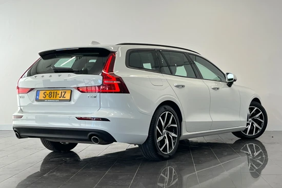 Volvo V60 T6 Recharge Momentum Business | Scandinavian Line | Trekhaak | Cruise adaptief | Parkeerverwarming | Verwarmde achterbank | Carp