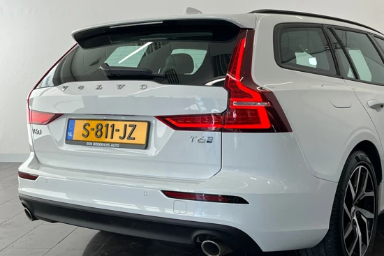 Volvo V60 T6 Recharge Momentum Business | Scandinavian Line | Trekhaak | Cruise adaptief | Parkeerverwarming | Verwarmde achterbank | Carp