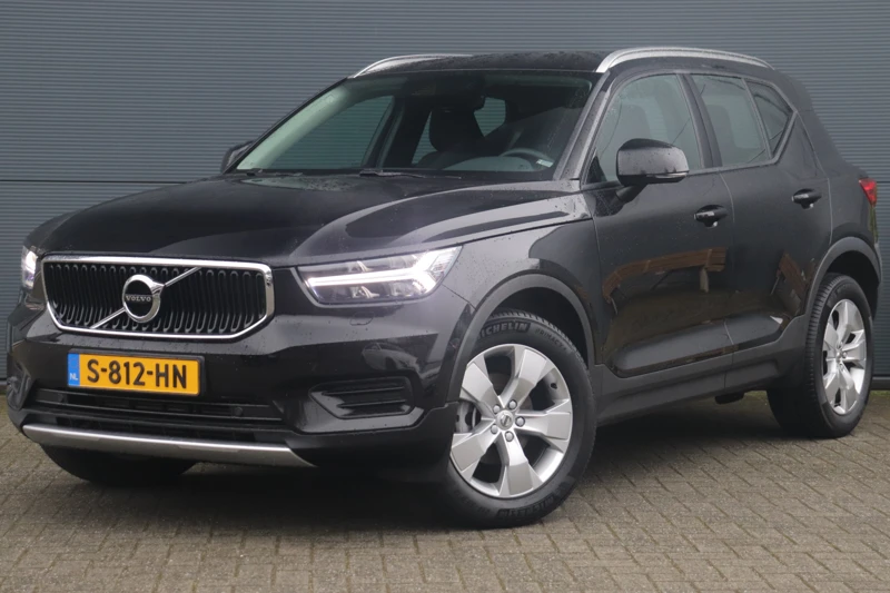 Volvo XC40 T3 momentum