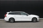 Volvo V60 T6 Recharge R-design | Pilot Assist | Elektr. verst. stoel | Trekhaak | Keyless | Elektrische achterklep | Stoel- stuurverwarmin