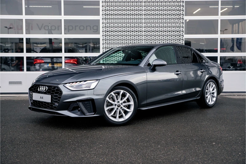 Audi A4 35TFSI 150pk S edition