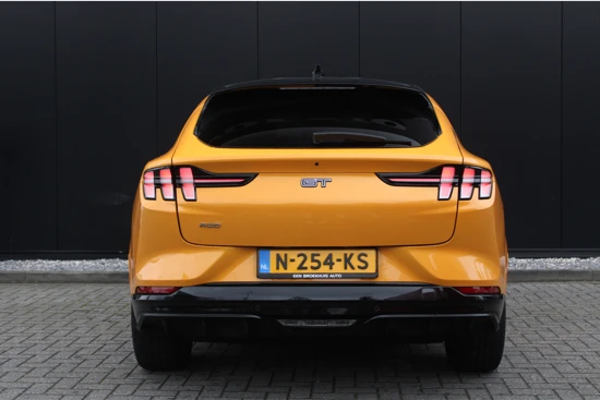 Ford Mustang Mach-E 98kWh 487pk AWD GT met PANORAMADAK | STANDKACHEL