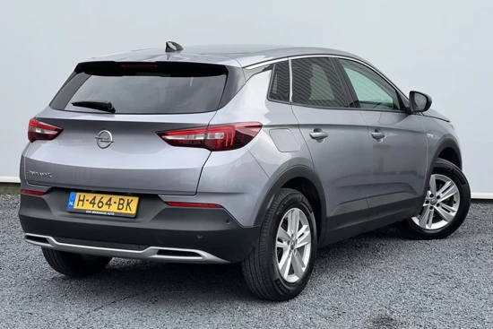 Opel Grandland X 1.2 Turbo 130 PK Business Executive | Apple Carplay/Android Auto | Led matrix koplampen | Dodehoek detector | Navi | Parkeersens