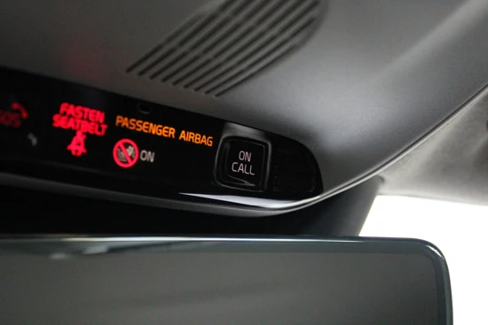 Volvo XC40 T4 Recharge Inscription Expression | Camera | Standverwarming | Metallic | Elektrische Klep | Cruise Control |