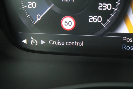 Volvo XC40 T4 Recharge Inscription Expression | Camera | Standverwarming | Metallic | Elektrische Klep | Cruise Control |