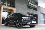 Volvo XC60 T8 Recharge R-Design | Onyx Black | Lederen Dashboard | Trekhaak | Adaptieve Cruise Control | Elektrisch Schuifdak | Stoelverwar