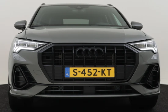 Audi Q3 45 TFSI e 245pk PHEV S edition S-TRONIC/AUT | Matrix koplampen | Adaptief cruise control | Leder bekleding | Sonos sound | Fabri
