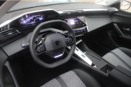 Peugeot 408 1.2 PureTech ALLURE AUTOMAAT