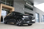 Volvo XC40 B4 Mild Hybrid Aut. R-Design | Adaptieve Cruise Control | Pilot Assist | Camera | Stoelverwarming | Keyless | Elektrisch Bediena