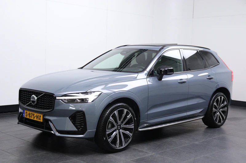 Volvo XC60 B5 GEARTRONIC R-DESIGN