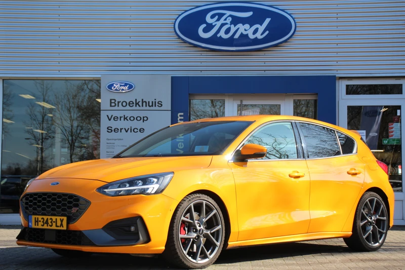 Ford Focus 2.3EB ST-3 280PK | DEALER ONDERHOUDEN! | RECARO | NAVI | CAMERA | B&O AUDIO | ADAPT. CRUISE | HEAD-UP | WINTERPACK | BLIS | FULL