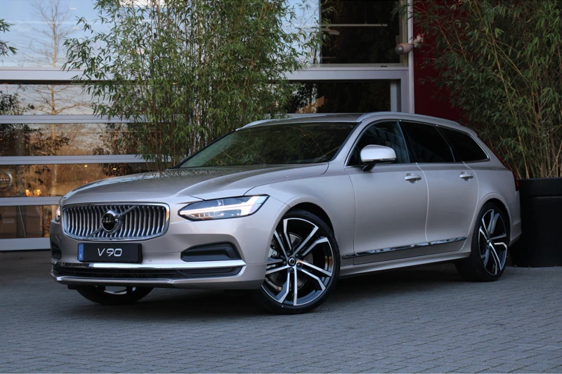 Volvo V90 B5 Plus Bright | Schuifdak | Harman/Kardon | Memory Seats | Pilot Assist | Camera | Keyless | 20" velgen