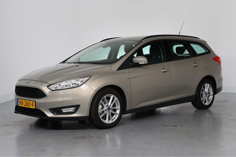 Ford Focus Wagon 1.0 Trend | Dealer OH! | Navigatie | Voorruitverwarming | Cruise control | Parkeersensoren | Lichtmetalen velgen | Bluetoo