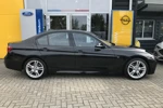 BMW 3 Serie 318i M-SPORT EDITION SHADOW LINE| AUTOMAAT | NAVIGATIE PRO| DIGITAAL DASHBOARD| LEDEREN SPORTSTOELEN