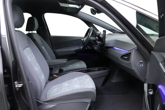 Volkswagen ID.3 Style 45 kWh 150PK | 12% bijtelling | ACC | Stuur + Stoelverwarming | Navigatie | 18'' LMV | App-Connect