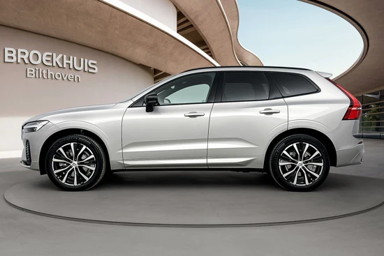 Volvo XC60 B5 PLUS DARK | Trekhaak | PDC | Apple Carplay | Leder | Extra getint glas | BLIS | Stoel / Stuur Verw. | 20" LM |