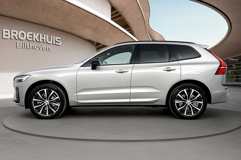 Volvo XC60 B5 PLUS DARK | Trekhaak | PDC | Apple Carplay | Leder | Extra getint glas | BLIS | Stoel / Stuur Verw. | 20" LM |