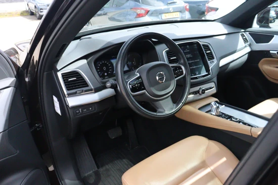 Volvo XC90 T8 AWD Recharge Momentum Business | 360° Camera | Trekhaak | Schuifdak | Head-Up Display | Adaptieve Cruise Control | BLIS Dode