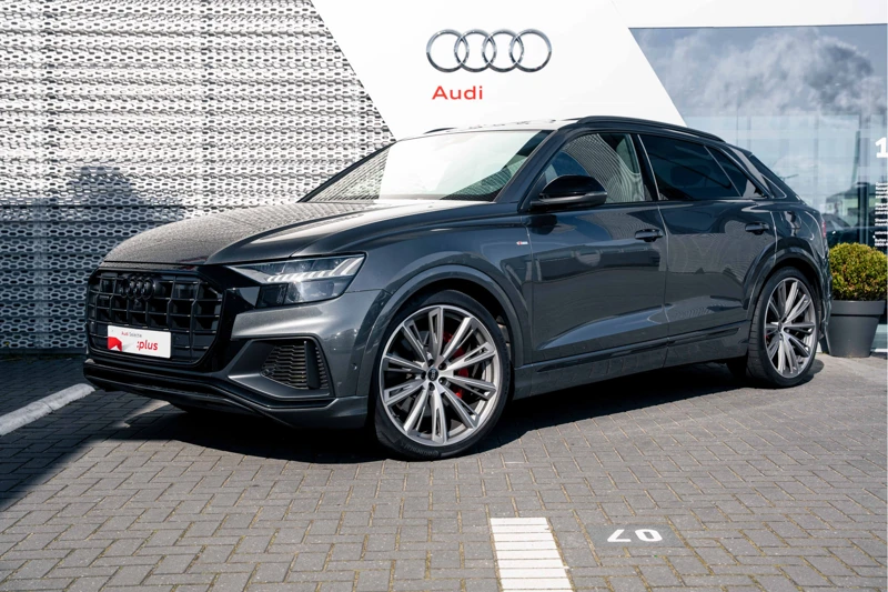 Audi Q8 60 TFSIe 462PK quattro Pro Line S Competition | Panoramadak | Matrix LED | 23" Velgen | S-Sportstoelen | 360 Camera | Luchtverin