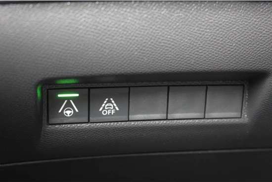 Peugeot e-208 EV GT PACK | 3-Fase | Alcantara | Adaptieve cruise | 180° Camera | Keyless entry&start | Navigatie 1