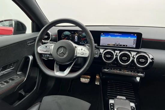 Mercedes-Benz A-Klasse A180 Business Solution AMG - €1000 in prijs verlaagd - prijs incl. lopende acties