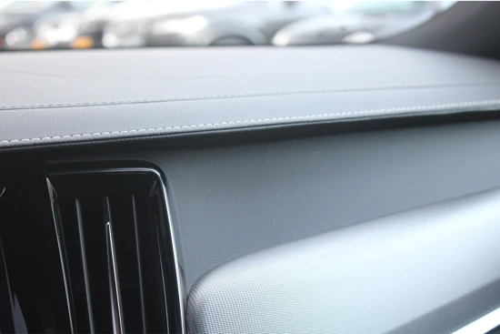 Volvo V90 T6 AWD Plug-in Hybrid R-Design | Nieuw model | Google | 19'' | Camera | Privacy-glass | BLIS