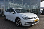 Volkswagen Golf 1.4 204PK DSG-6 e-Hybrid Style | Discover Pro | Camera | Sfeerverlichting | 18'' Inch