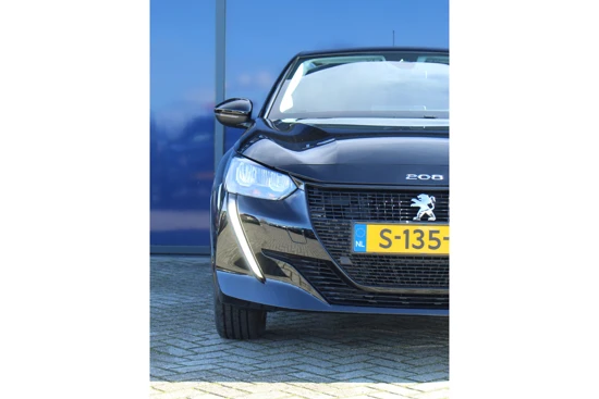 Peugeot 208 ACTIVE PACK | 3-FASE! | Stoelverw. | Nav | Apple Car Play | Getint glas | LMV 16'' | Demo