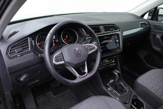 Volkswagen Tiguan 1.5 TSI 150PK DSG Aut. Elegance | Trekhaak | App-Connect | Stoel + Stuurverwarming | 18'' LMV | Achteruitrijcamera