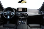 BMW 5 Serie Touring 520i Business Edition Plus M-sport Automaat