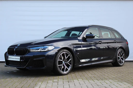 BMW 5 Serie Touring 520i Business Edition Plus M-sport Automaat