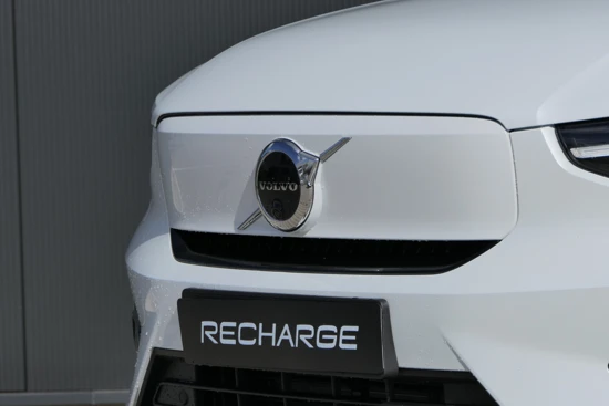 Volvo C40 Recharge Twin Ultimate 408 pk | Panoramadak l 360 graden camera l AWD l Elek.stoelen