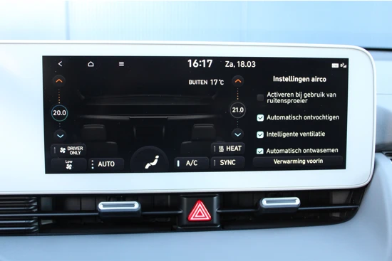 Hyundai IONIQ 5 58 kWh 170PK Connect Automaat | Climate | Camera | Keyless | Full Led | Navigatie | 19" Lichtmetaal | Winterpakket | Parkeer Ass