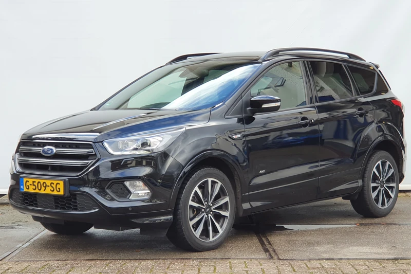 Ford Kuga 1.5 182PK Automaat ST Line | Camera | Grote Achterspoiler | Elek. Achterklep | Winterpakket |